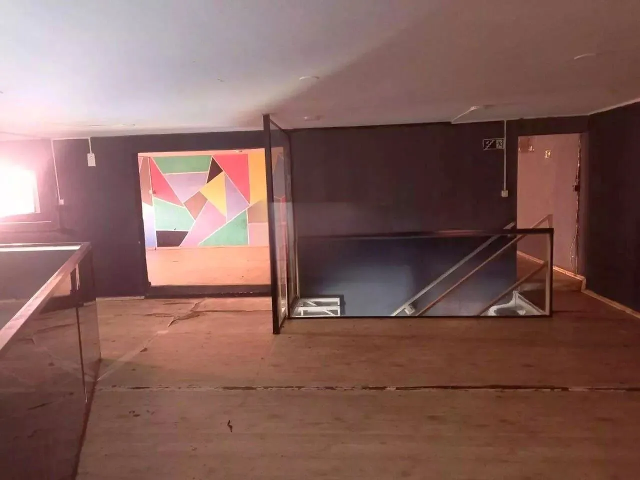 Imagem Excelente ponto comercial de esquina para locação no centro de Pindamonhangaba, em frente ao Museu Palacete Visconde da Palmeira.