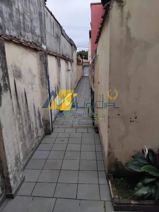 Imagem Terreno à Venda com 209m² Plano em Santo André - Santa Terezinha