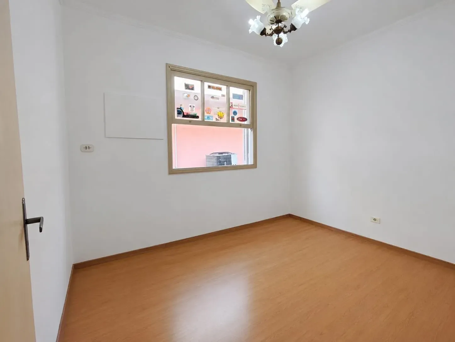 Imagem Casa com 3 Quartos à Venda, 127 m² em Encruzilhada - Santos