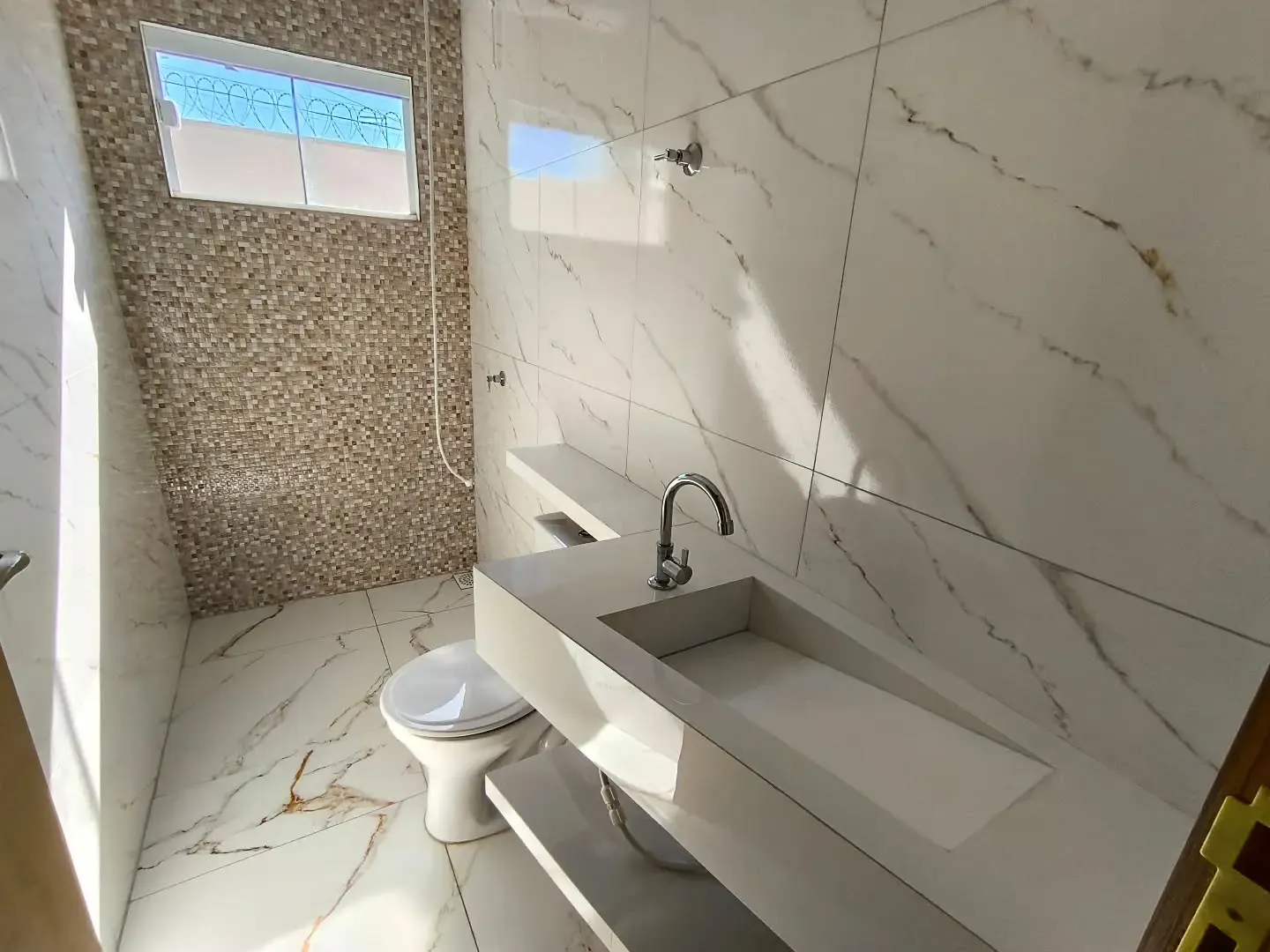 Imagem Casa De 3/4 Sendo 2 Suites Em Cond A 1 Km Do Terminal Vila Brasilia Com Area Gourmet