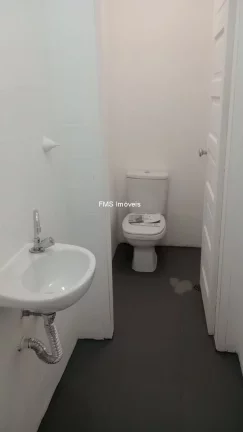 Imagem Loja com 140m2 e mezanino em Pinheiros.