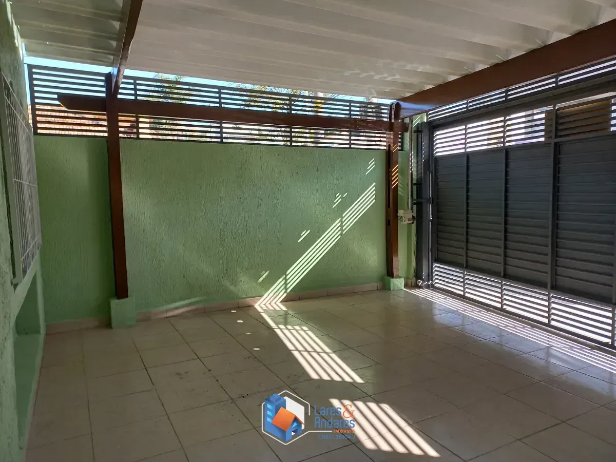 Imagem Sobrado para venda em Jardim Virginia Bianca com 5 quartos, 250m²