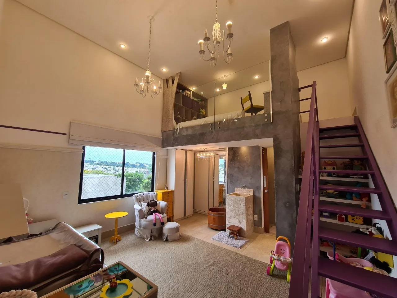 Imagem Linda casa de alto padrão no Residencial Giverny