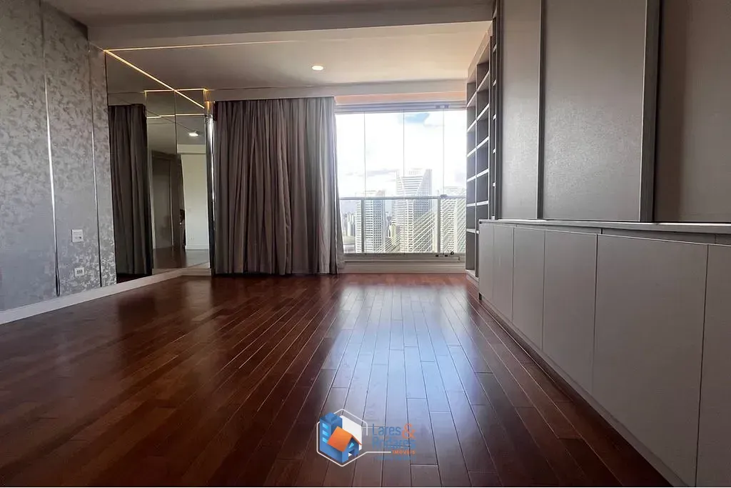 Imagem Apartamento à venda 3 Quartos 3 Suites 4 Vagas 252M² Real Parque São Paulo - SP