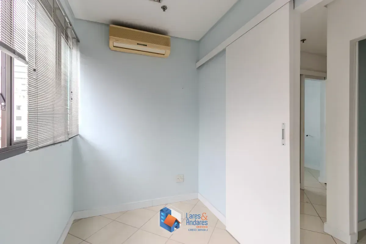 Imagem Conjunto comercial para venda em Campo Belo, 61m²