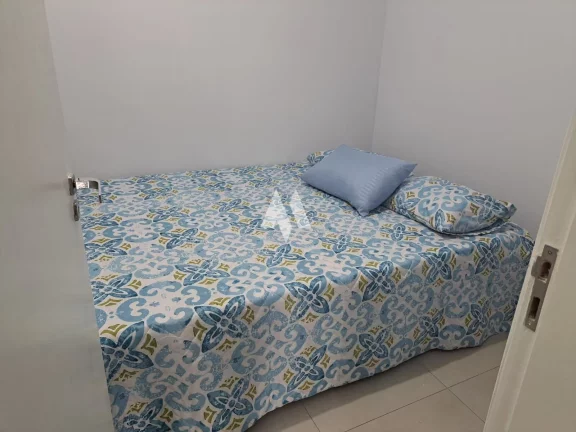 Imagem Casa de Condomínio com 3 Quartos à Venda, 110 m² por R$ 550.000