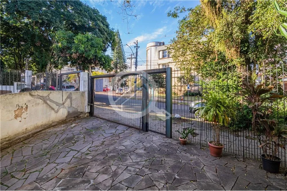 Imagem Sabe aquela casa clássica, com amplos ambientes, pronta para acolher sua família, ou sua empresa, ...