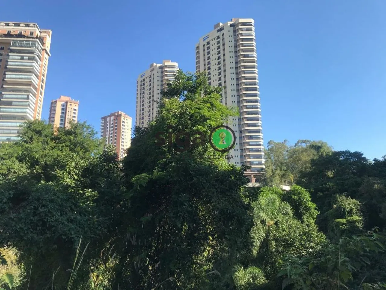 Imagem Terreno para venda no Panamby, São Paulo - SP