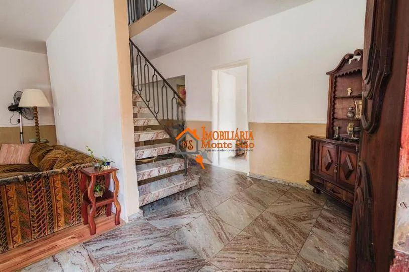 Imagem Sobrado com 5 dormitórios à venda por R$ 1.805.000 - Vila Rosália - Guarulhos/SP