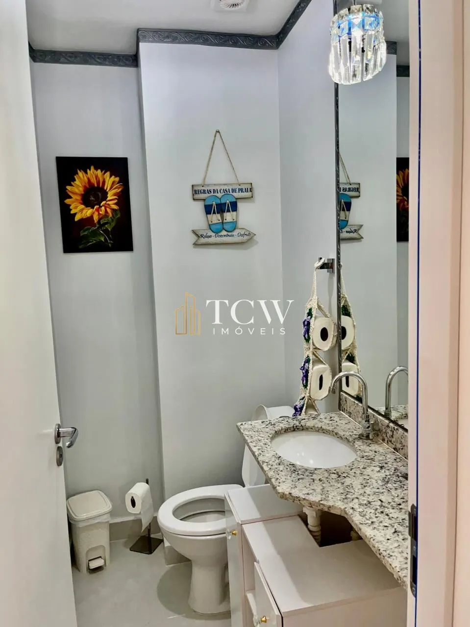 Imagem Apartamento à Venda nas Astúrias | 105 m² | 3 Dormitórios, 1 Suíte | 2 Vagas | Guarujá/SP