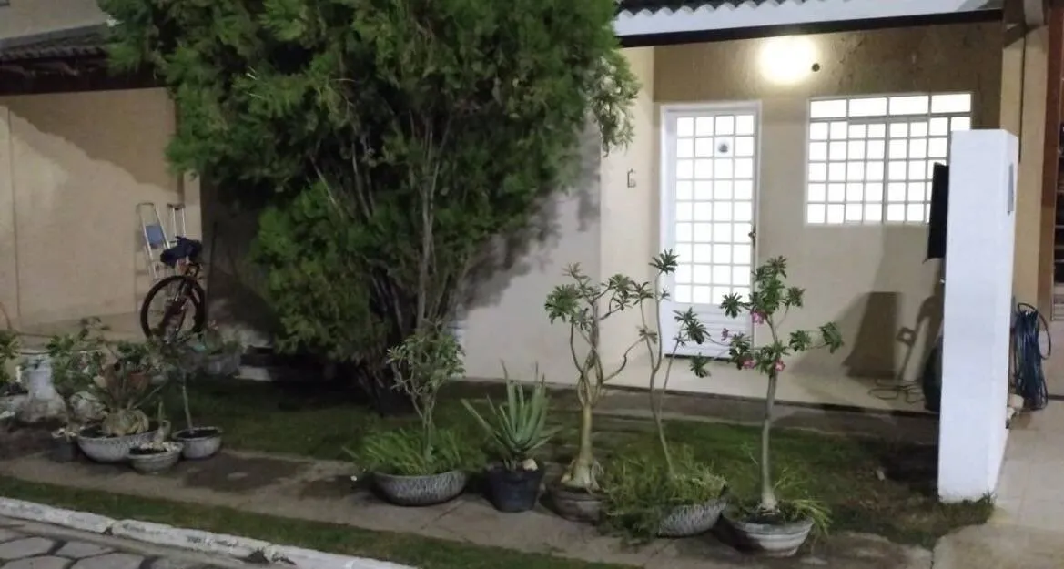 Foto do imóvel Casa em condomínio entre Rios bairro Jardim Imperial em Rua Projetada 26