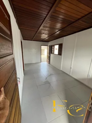 Imagem Imperdível oportunidade de morar na praia! Casa à venda em Erechim, próximo ao Centro de Balneário Arroio do Silva, em Santa Catarina!