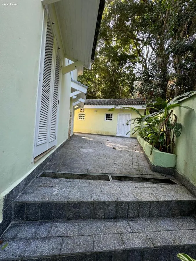 Imagem Casa em Condomínio para Venda em São Sebastião, Guaeca, 5 dormitórios, 3 suítes, 4 banheiros, 3 vagas