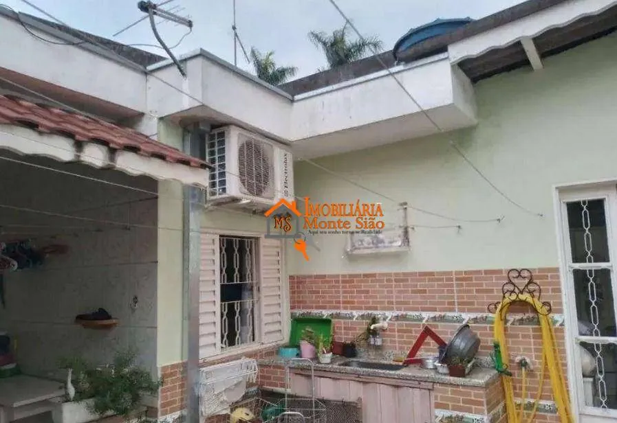 Imagem Casa com 3 dormitórios à venda, 140 m² por R$ 690.000,00 - Gopoúva - Guarulhos/SP