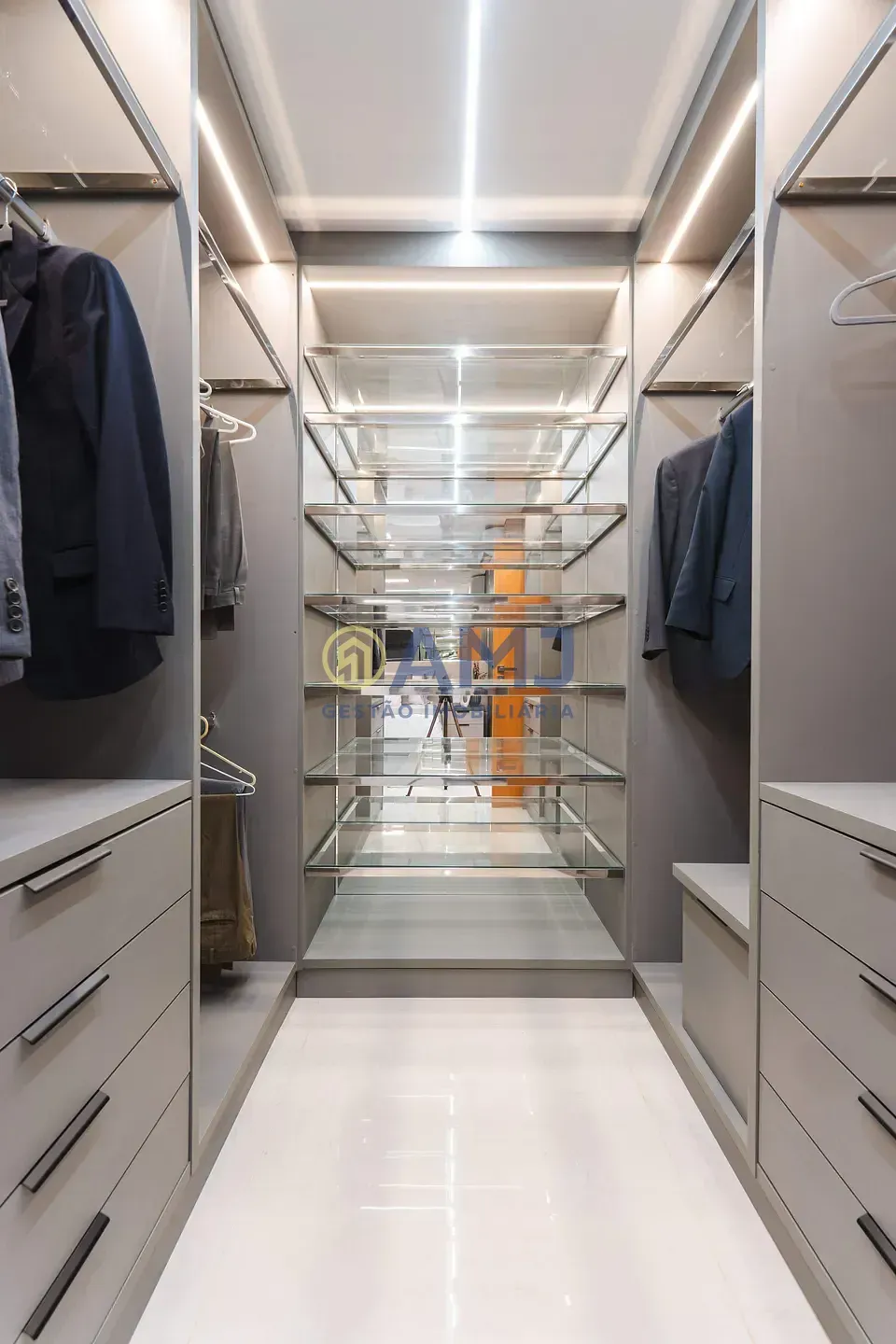 Imagem Apartamento Mobiliado e Decorado no Setor Marista