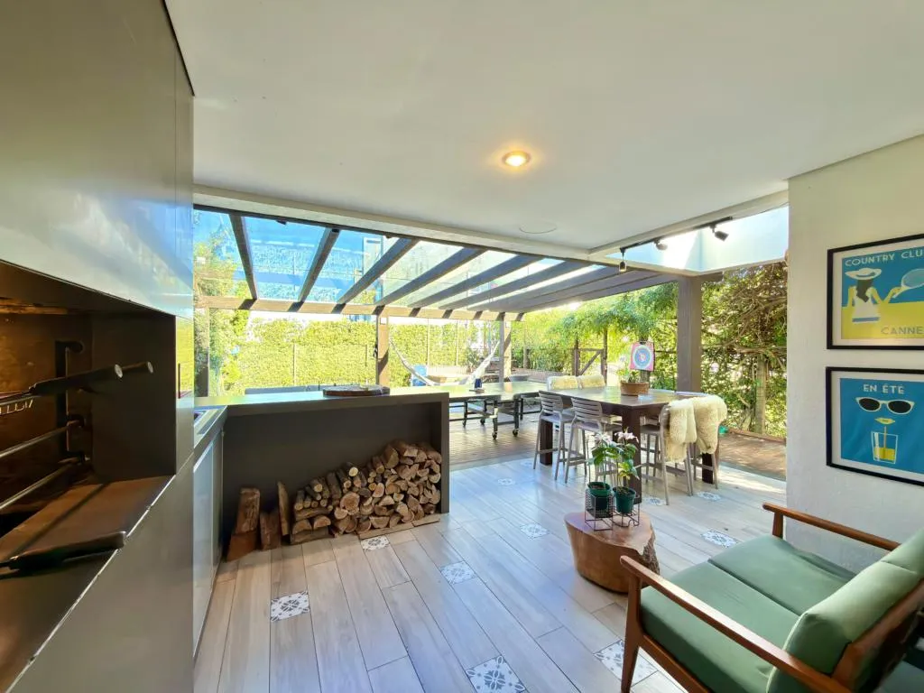 Imagem Casa em Condominio 4 Dormitórios - Bairro Atlantida