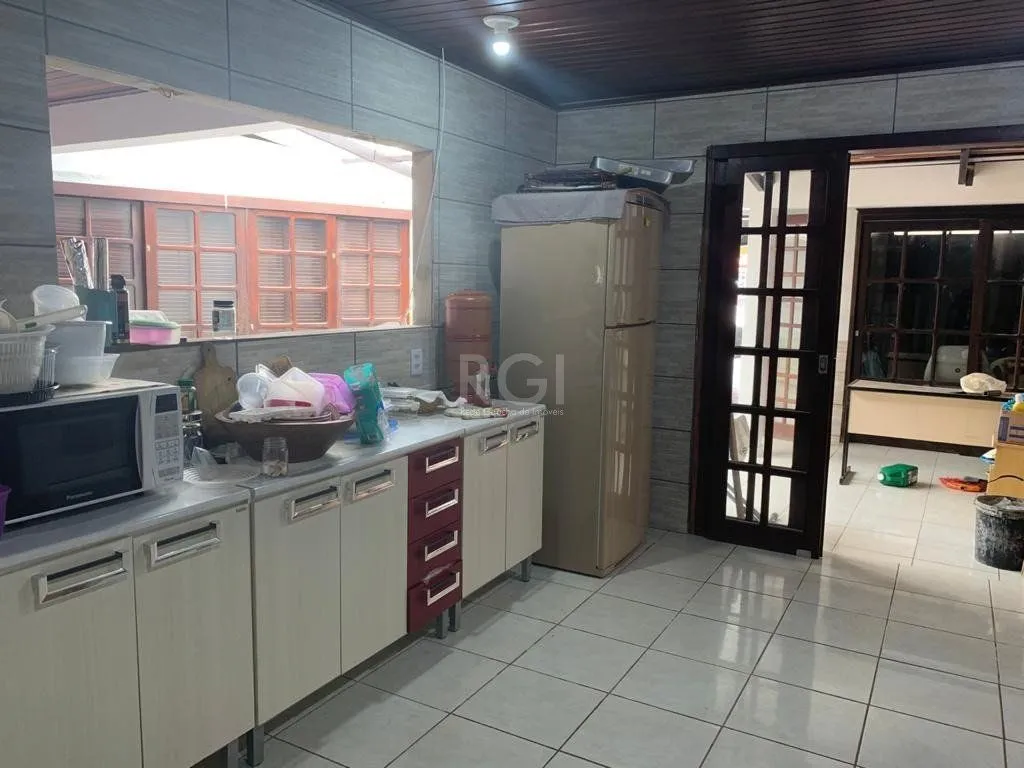 Imagem Casa para Venda - 179m², 4 dormitórios, sendo 1 suites, 3 vagas - Centro