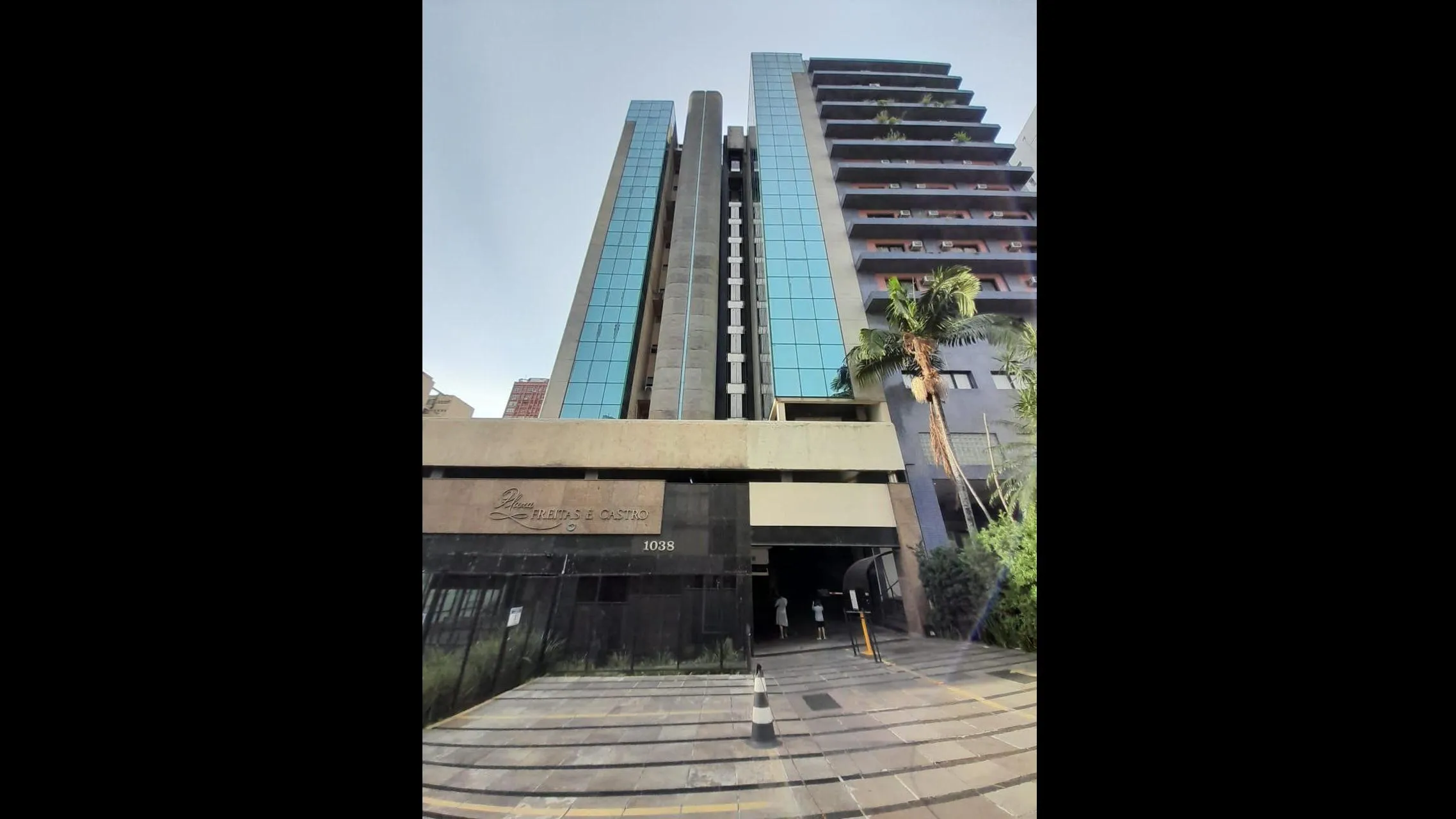 Foto do imóvel Sala comercial à venda em Porto Alegre, Centro Histórico, 42.23m2