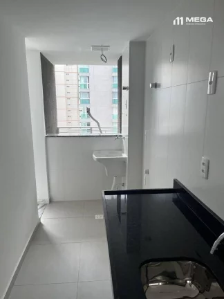 Imagem Apartamento com 2 dormitórios à venda, 60 m² por R$ 682.500 - Praia de Itaparica - Vila Velha/ES