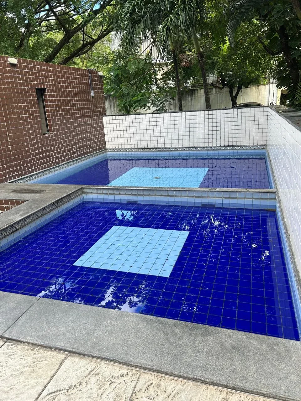 Imagem Apartamento com 3 Quartos à Venda, 106 m² em Casa Amarela - Recife