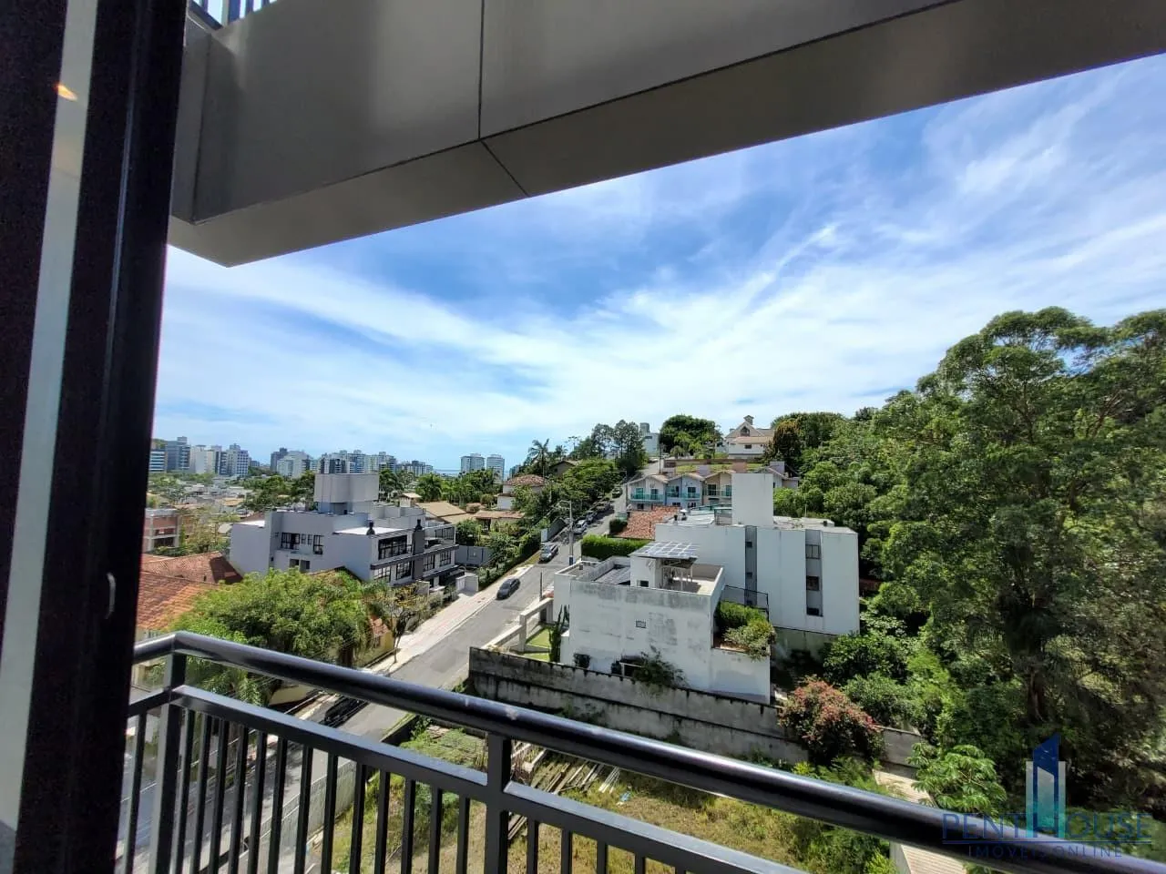 Imagem Apartamento Zona Central para Venda em Balneário Camboriú, Praia dos Amores, 2 dormitórios, 2 suítes, 2 banheiros, 1 vaga