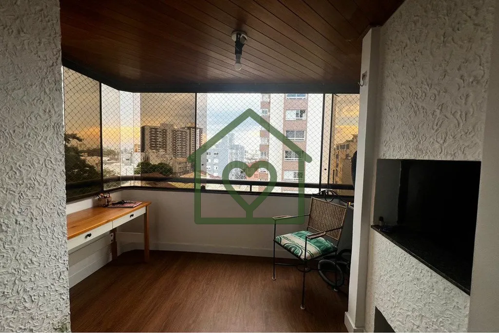 Descubra o conforto e a praticidade deste encantador apartamento à venda em Azenha, Porto Alegre, l...