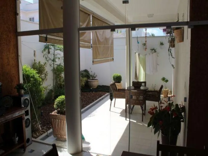 Imagem LINDA CASA 4 SUÍTES À VENDA EM CONDOMÍNIO, SOROCABA - 345M²