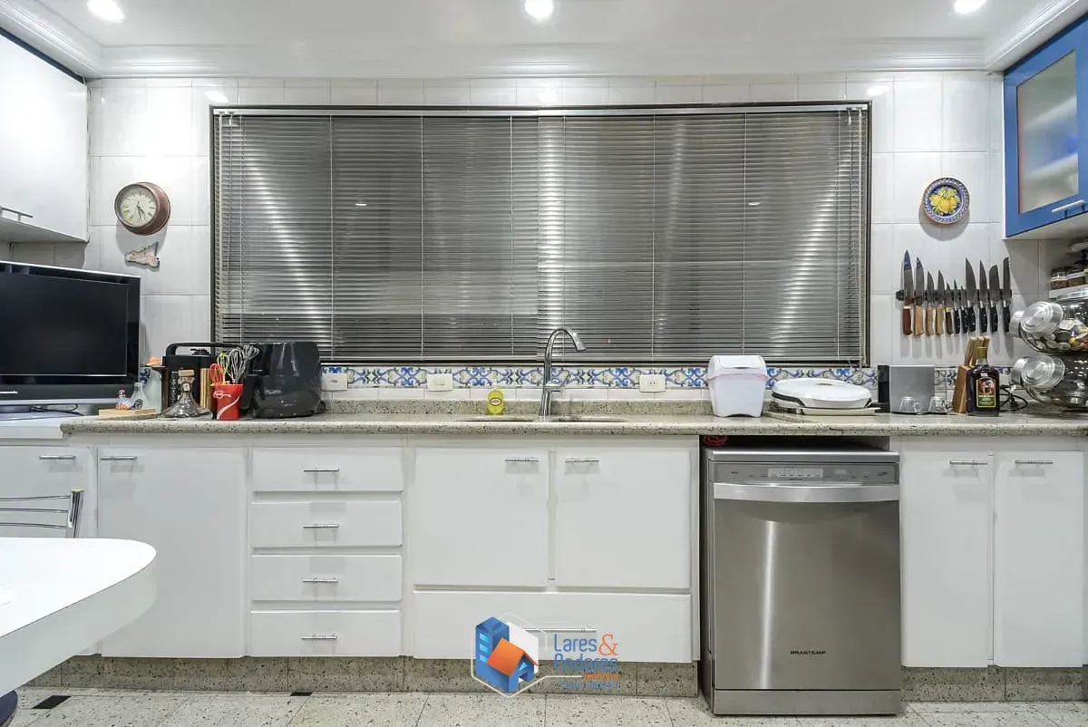 Imagem Casa para venda em Jardim da Glória com 3 quartos, sendo 3 suítes, 215m²
