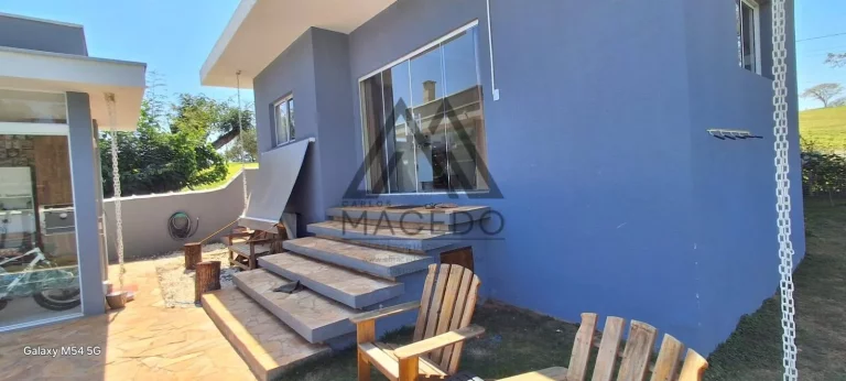Imagem Sobrado com 3 dormitórios - Vista para o Lago