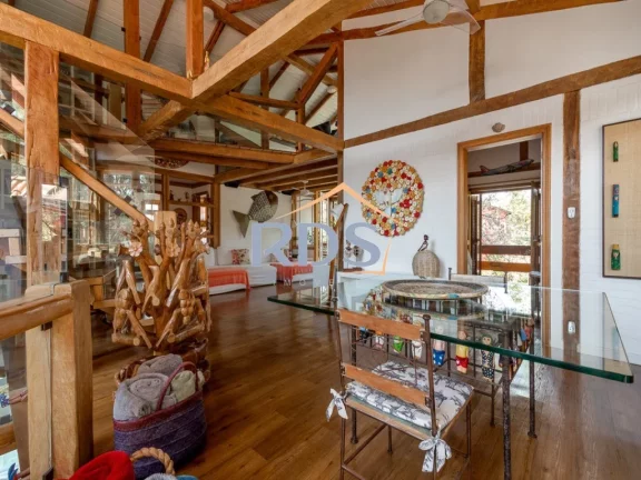 Imagem Linda casa 1120 m