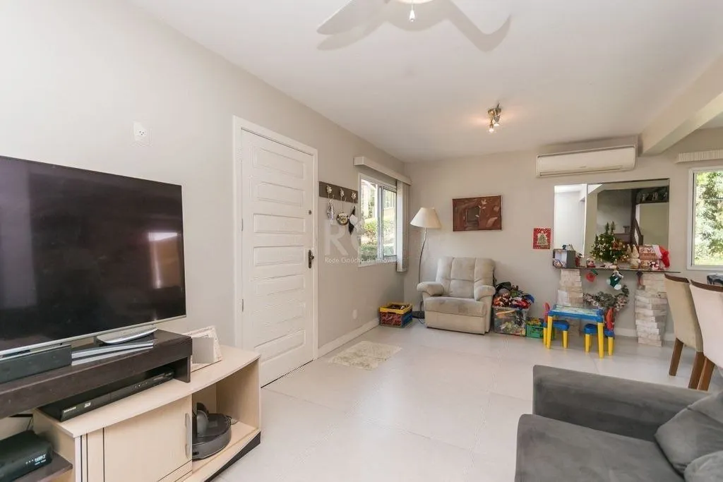 Imagem Casa Condominio para Venda - 178,00 m², 3 dormitórios, sendo 2 suites, 2 vagas - Alto Petrópolis