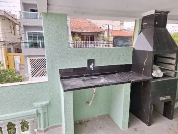 Imagem Sobrado à Venda em Mauá-SP, Parque São Vicente: 3 Quartos, 3 Suítes, 4 Banheiros, 2 Vagas, 145m² de Área