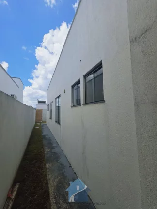 Imagem CASA NO CONDOMÍNIO PASSAREDO - PONTA NEGRA