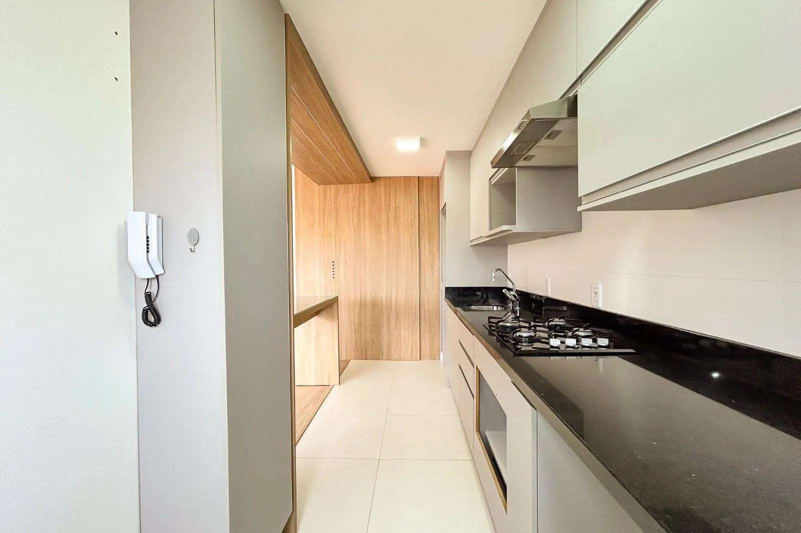 Imagem Apartamento no bairro Ipanema, 3 dormitórios - 1 suíte - 2 vagas