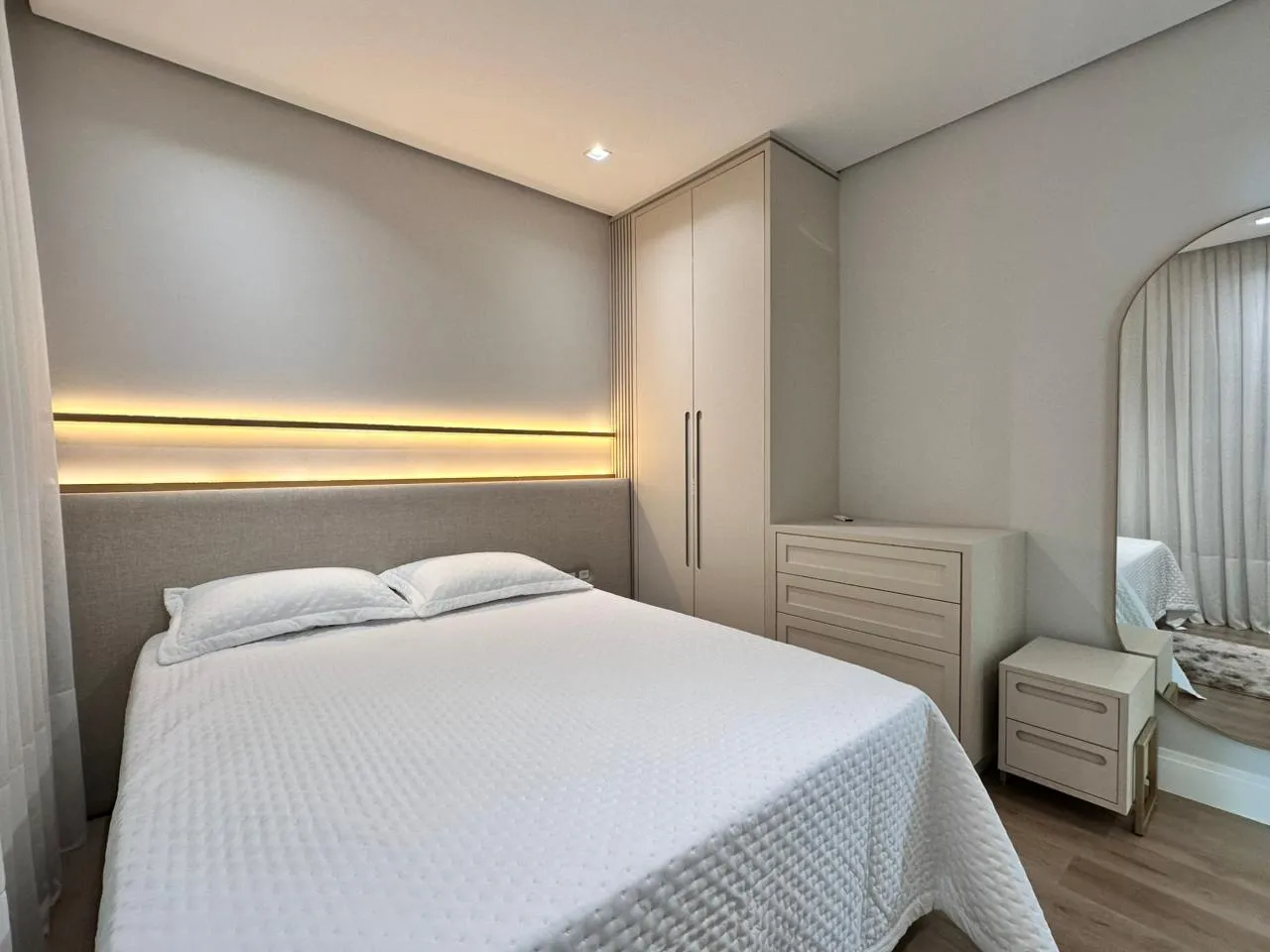 Imagem Apartamento com vista para o mar à venda com 160m2 por R$ 4.098.000,00