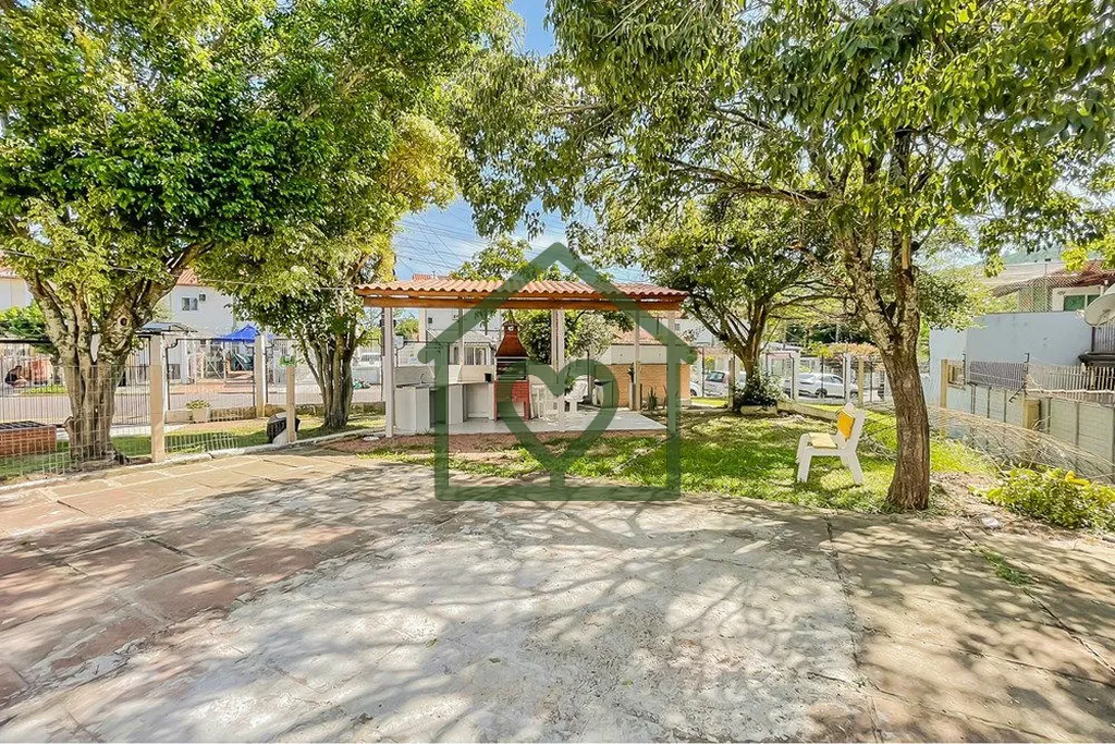 Imagem Casa em condomínio semimobiliada, com 85m² privativos, que combina de forma harmoniosa conforto, f...