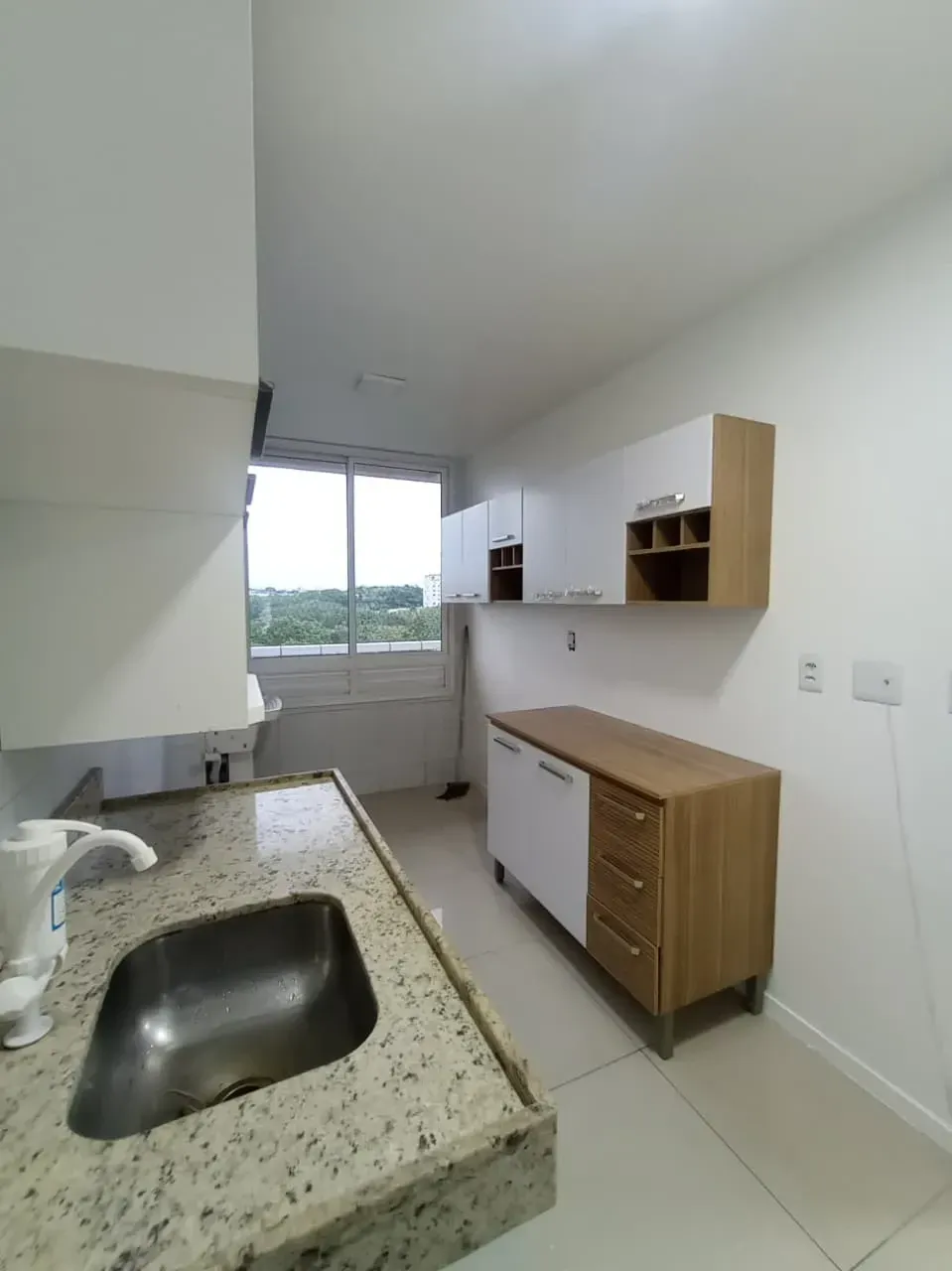 Imagem Apartamento com 3 Quartos para Alugar, 70 m² em Flores - Manaus