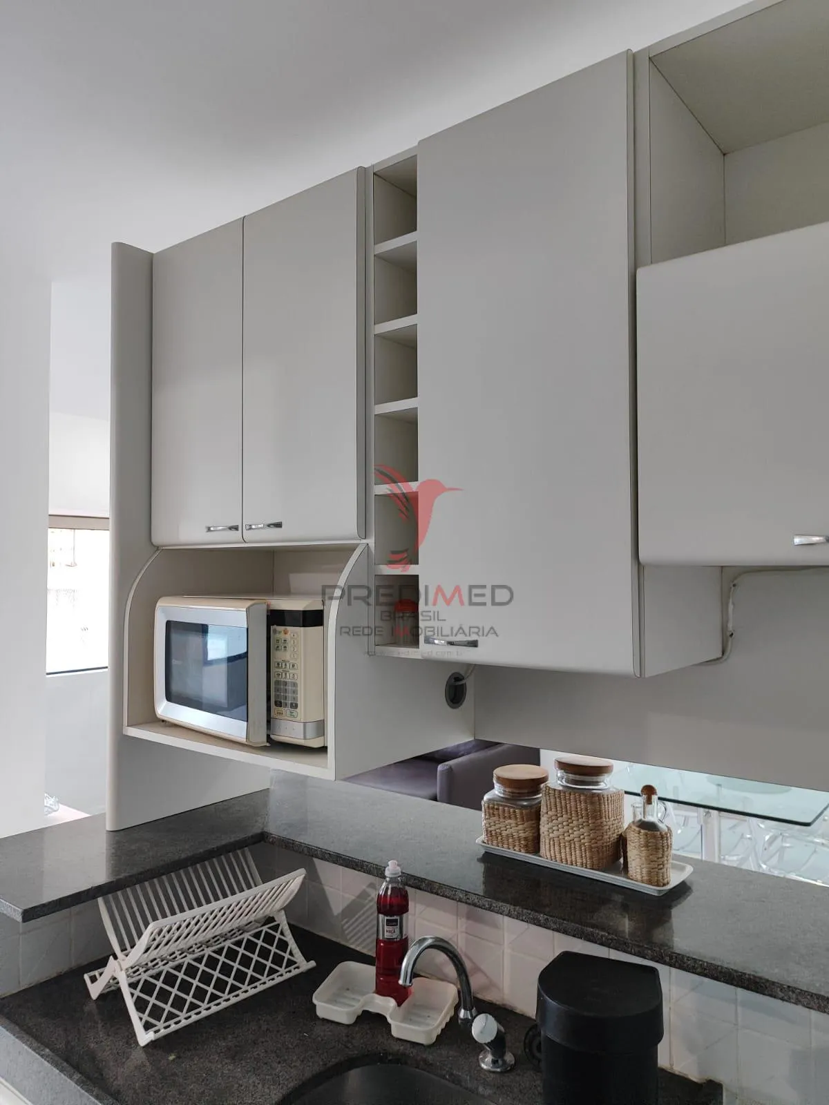 Imagem Vende-se flat Mobiliado ,super bem localizada na praia de Boa Viagem. Recife