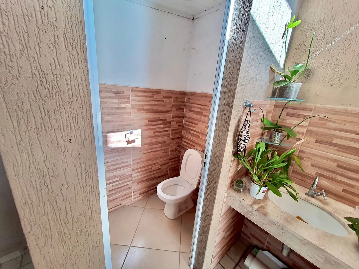 Imagem Casa à venda 3 Quartos, 1 Suite, 150M², Jardim Santa Cecília, Pindamonhangaba - SP