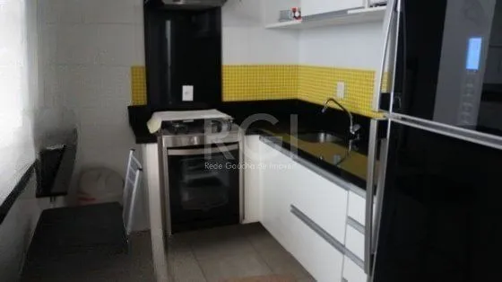 Imagem Apartamento para Venda - 77m², 3 dormitórios, Petrópolis