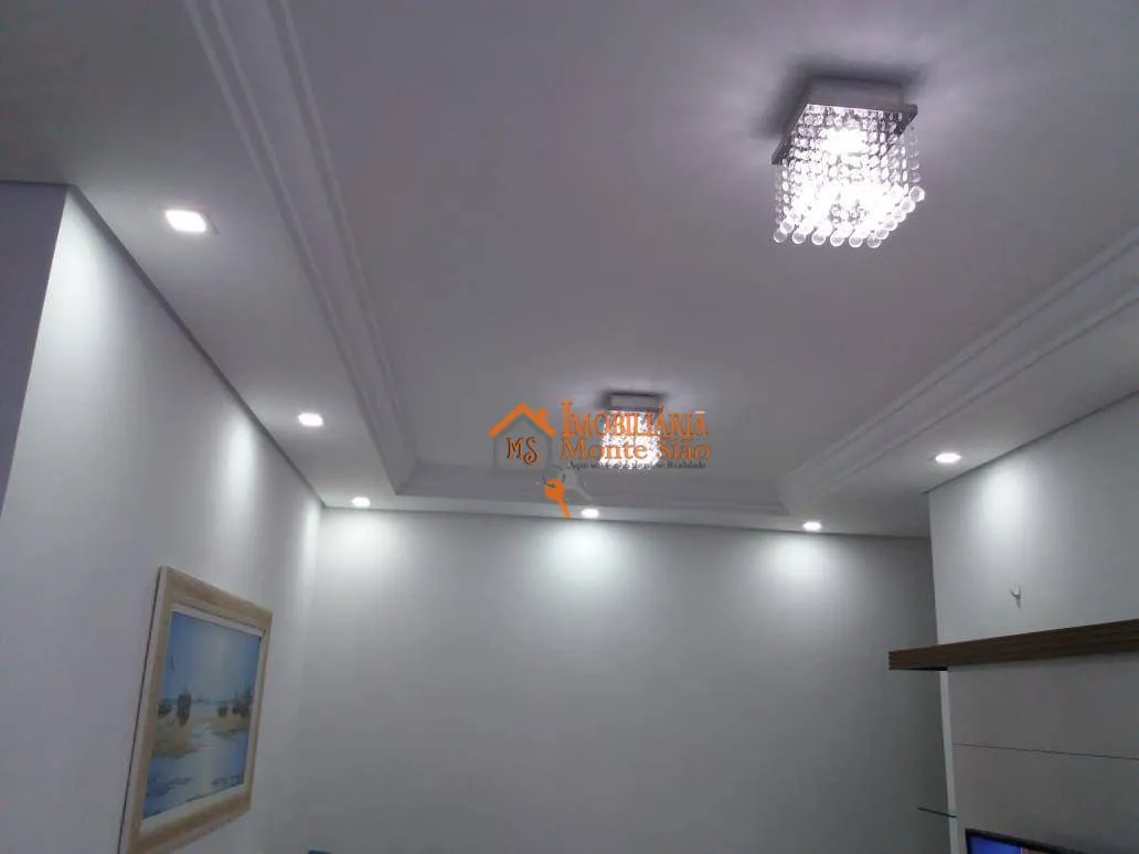 Imagem Apartamento com 2 dormitórios à venda, 48 m² por R$ 300.000,00 - Água Chata - Guarulhos/SP