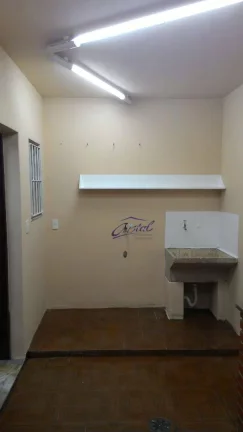 Imagem Sobrado com 4 dormitórios ótima localização