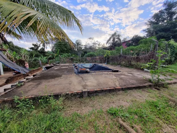 Imagem Chácara à venda localizada em Vertentes do Mamonal, contando com uma ampla área de terreno que se...