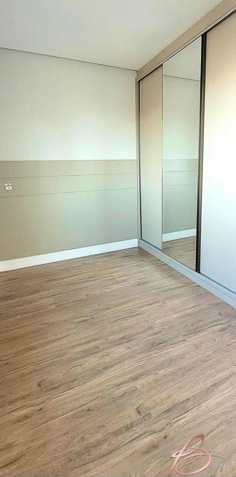 Imagem Apartamento Alto Padrão 2 suítes e 2 demi a 500 metros do mar