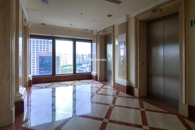 Imagem Andar comercial com 540m2 com renda na Faria Lima