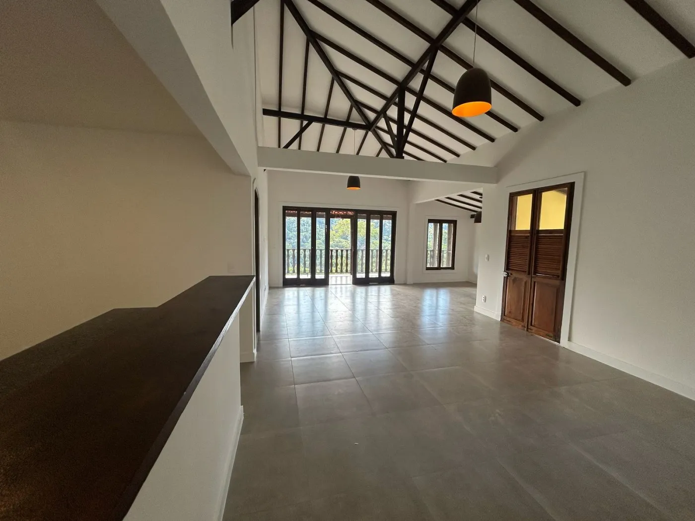 Imagem Casa em Condomínio para Venda em Petrópolis / RJ no bairro Cuiabá