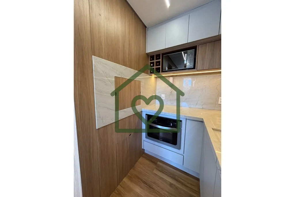 Imagem Excelente apartamento andar alto, 2 dormitórios com sacada, churrasqueira andar alto, 72m2, semi mo...