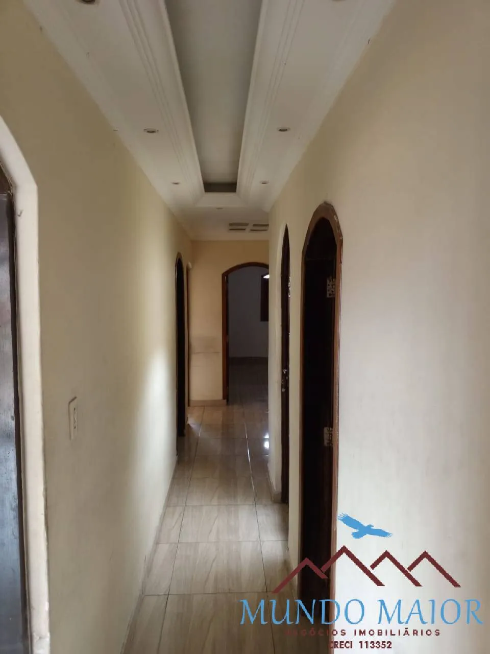 Imagem Casa assobradada com piscina e salao comercaial /Aceita permuta - 290m2!!!