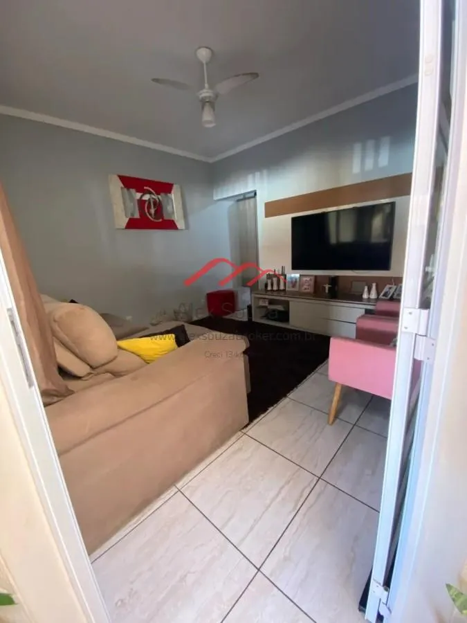 Imagem Casa para Venda em Hortolândia, Jardim Interlagos, 2 dormitórios, 1 suíte, 1 banheiro, 2 vagas