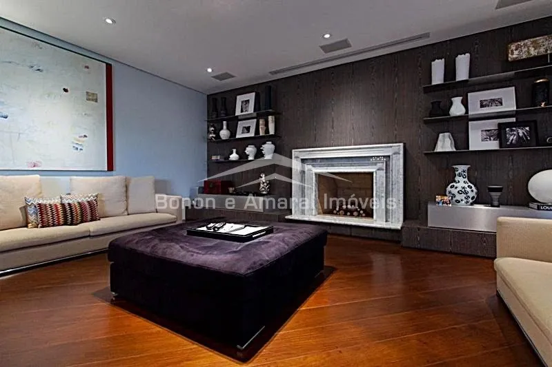 Imagem Apartamento à venda no Condomínio Edifício Plaza Beethoven, com 4 suítes , no charmoso Cambuí - Campinas/SP
